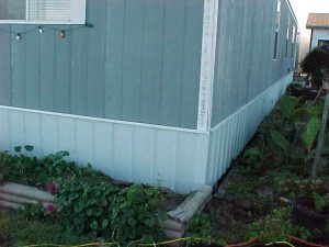 Mobile Home Metal Underpinning / Skirting Replaced