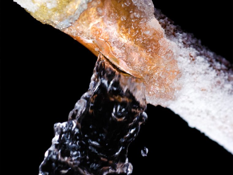 How To Unthaw Frozen Water Pipes in a Mobile Home