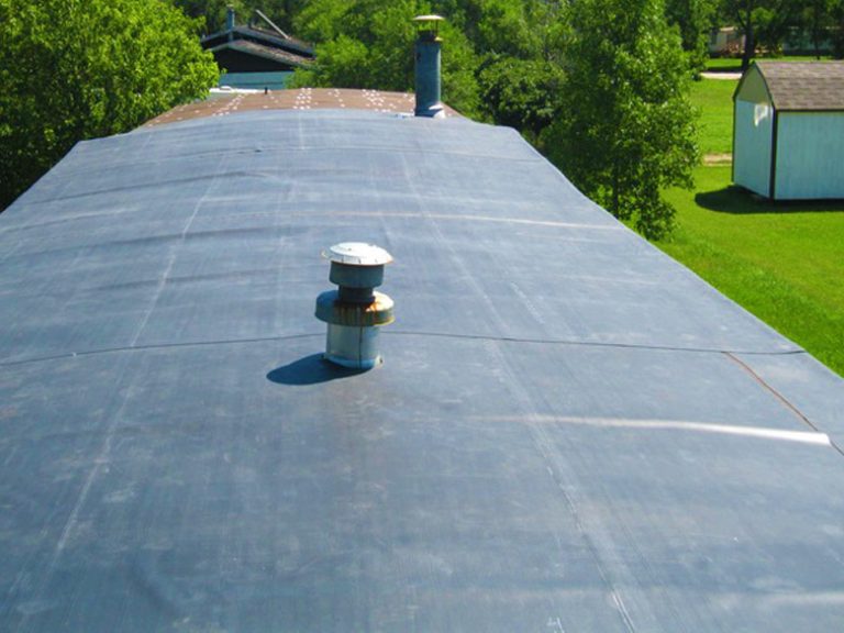 Rubber Roofing for Mobile Homes Understanding Different Roof Options