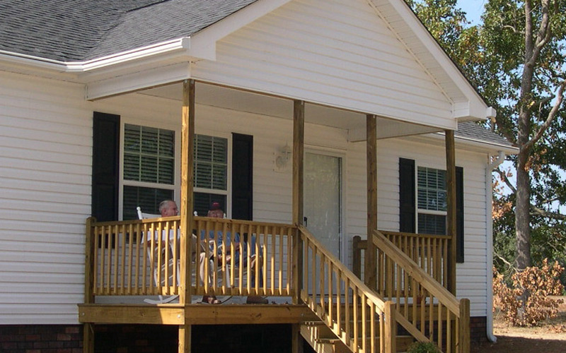 Mobile Home Porch with Gable Roof